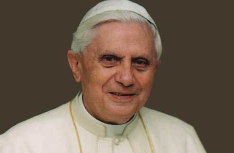 Benedetto XVI si prepara al congedo e ad una "modesta" pensione di 2500 euro al mese