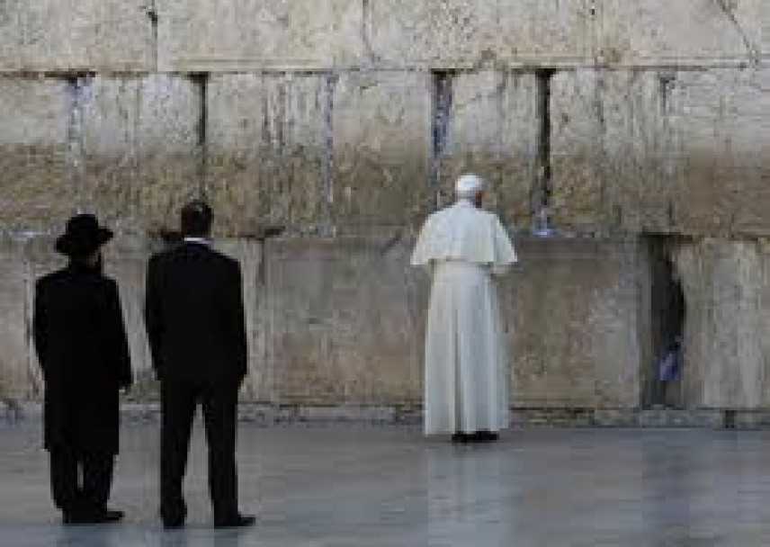 Benedetto XVI e il dialogo tra le tre fedi: le reazioni di Ebrei ed Islamici alle dimissioni papali