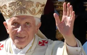 Dimissioni del Papa: le reazioni della chiesa torinese