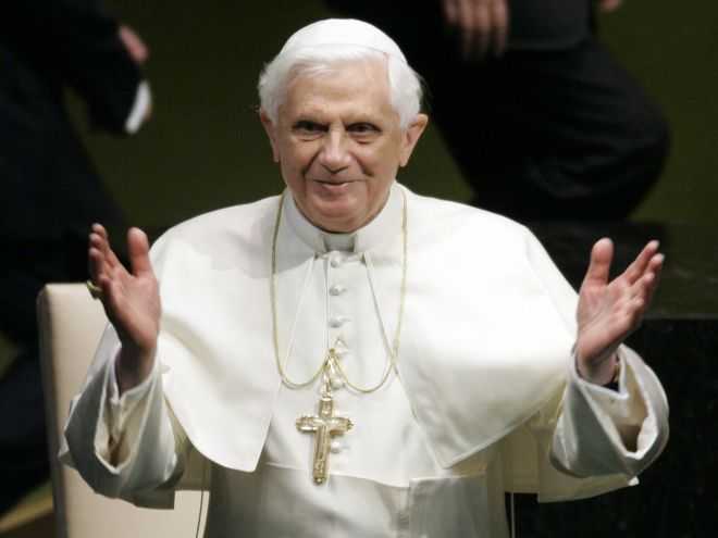 Le dimissioni di Benedetto XVI: i motivi e le prime reazioni