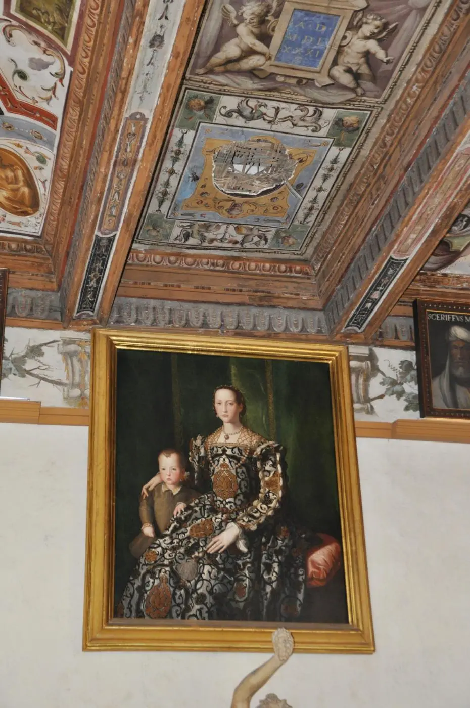 Uffizi, si stacca un affresco del '500. In corso i lavori di restauro