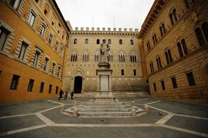 Monte dei Paschi di Siena: oggi l'interrogatorio di Mussari