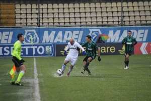 Serie Bwin, 24^ giornata: stop del Sassuolo e il Livorno ringrazia, il Varese riapre i play-off
