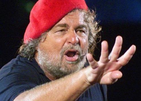Sondaggi, Beppe Grillo oltre il 40%: il Web lo incorona