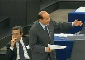 Berlusconi, a ruota libera contro l'Europa