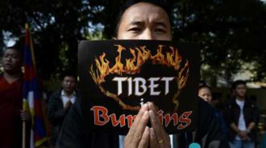 Tibet: prima immolazione dell'anno, un ragazzo 19enne