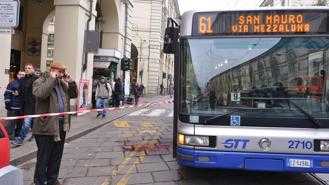 Torino: autobus della linea 61 investe anziano, la Polizia Municipale cerca testimoni