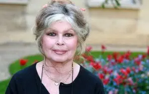 Anche Brigitte Bardot potrebbe rinnegare la Francia e chiedere la nazionalità Russa