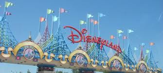 12 feriti a Disneyland Paris