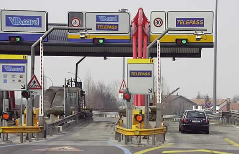 Autostrade pedaggi: dal primo gennaio rincari +3,9%