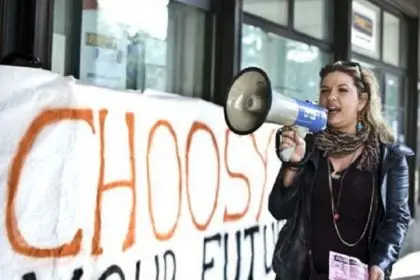 Choosy a chi? I giovani neoassunti sono precari e disposti a tutto