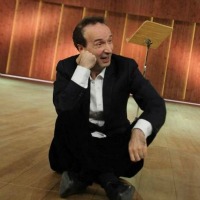 Standing ovation per Benigni e la Costituzione