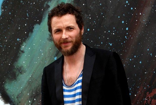 Jovanotti e il futuro: domani discussione tra il cantautore e i blogger del Corriere