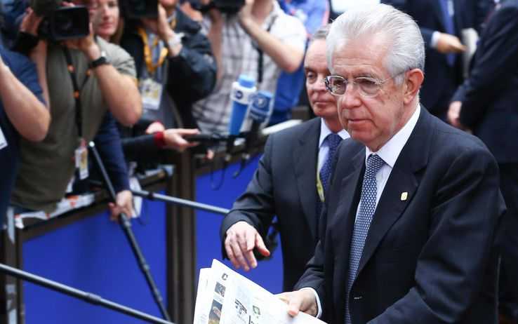 L'UE vuole Mario Monti, pressione dal Partito Popolare Europeo sul premier per la candidatura
