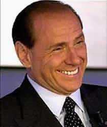 Berlusconi: "Ritirerò la mia candidatura se Monti si candiderà come guida dei moderati"