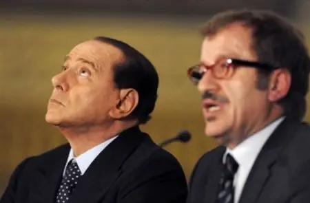 Maroni: la Lega Nord rifiuta l'alleanza con il Pdl se il candidato premier sarà Berlusconi