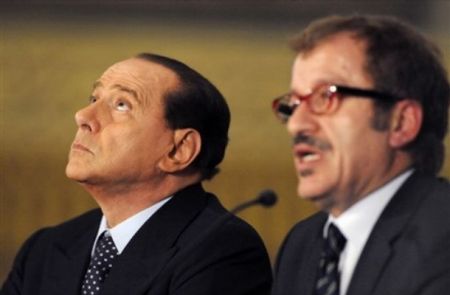 Maroni: la Lega Nord rifiuta l'alleanza con il Pdl se il candidato premier sarà Berlusconi