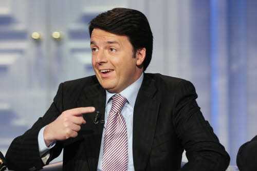 Berlusconi chiama Renzi. Il sindaco: «Le cose si possono comprare, le persone no»