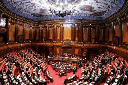 Governo Monti in bilico: il Pdl non vota la fiducia