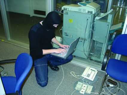 Hacker sottraggono 36 milioni di euro a banche attraverso computer e smartphone