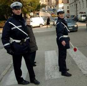 Sotto accusa otto vigili urbani per abuso d'ufficio