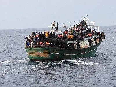 Lampedusa: soccorso barcone con a bordo 99 migranti