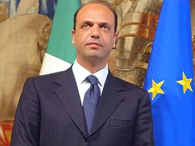 Primarie Pdl, Alfano esclude gli indagati: «Se ci sono loro, sarò io a non esserci»