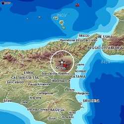 Forte scossa di terremoto sull'Etna, paura per il susseguirsi di scosse di assestamento