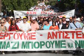 Grecia, lo sciopero generale paralizza il Paese; Parlamento al voto su nuove misure di austerità