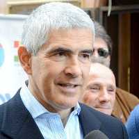 Pd, è il momento di decidere: Vendola o Casini?