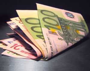 Tredicesime più magre: fino a -46 euro in busta paga