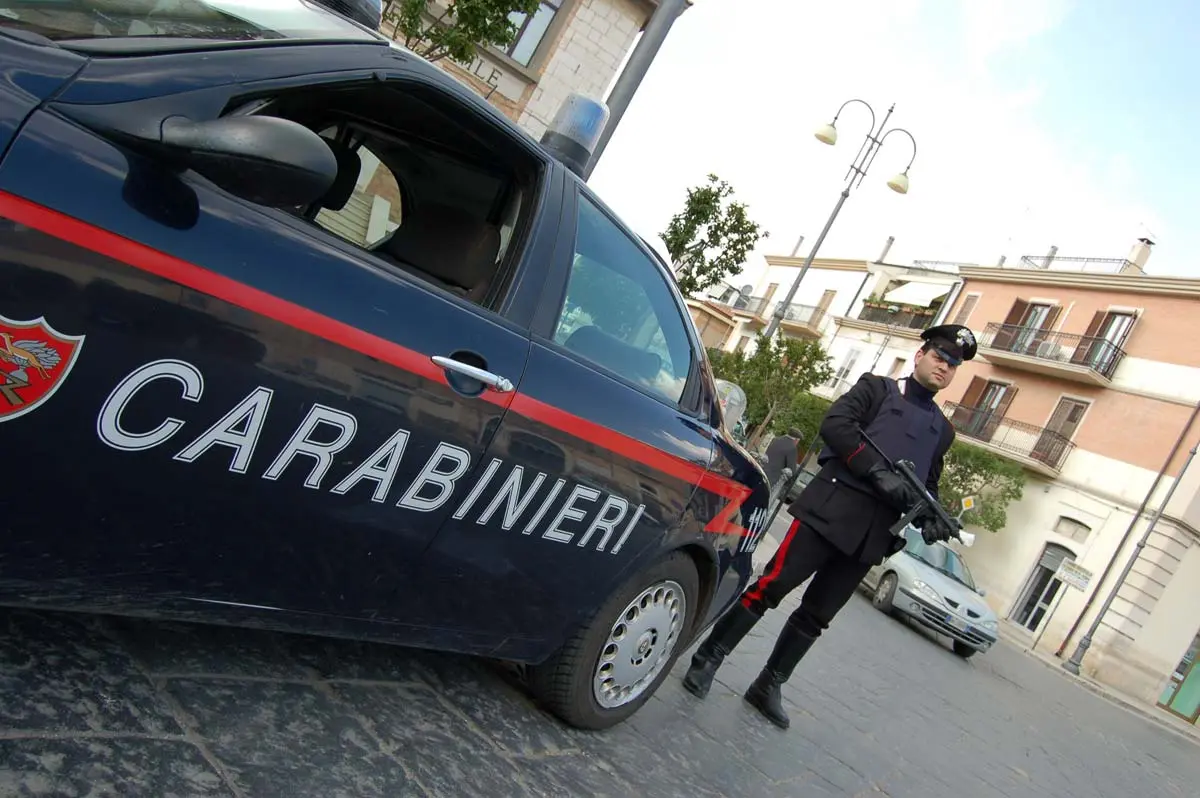 Scauri: arrestato un pregiudicato per detenzione abusiva di arma da fuoco