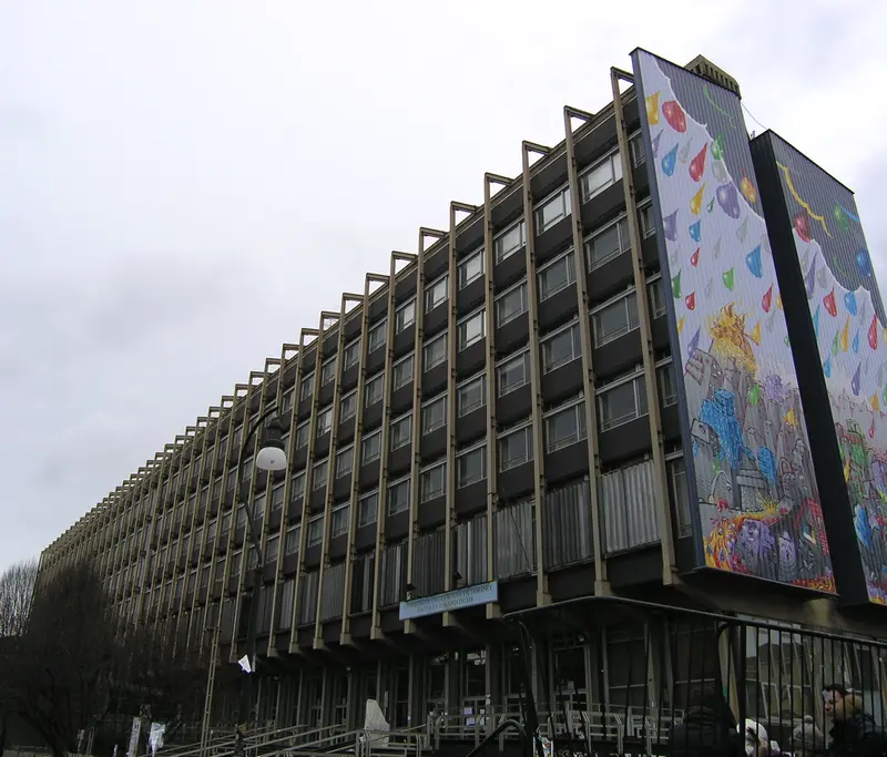 Torino: l' università di Palazzo Nuovo ospita gli sfrattati di Via Verdi