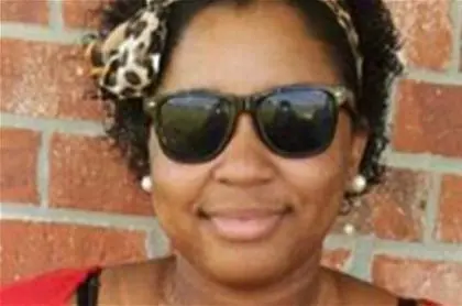 USA, il ritorno del Ku Klux Klan? No, la ragazza si è data fuoco da sola
