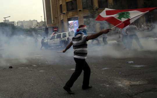 Nuovi scontri in Libano: cecchini uccidono due persone a Tripoli