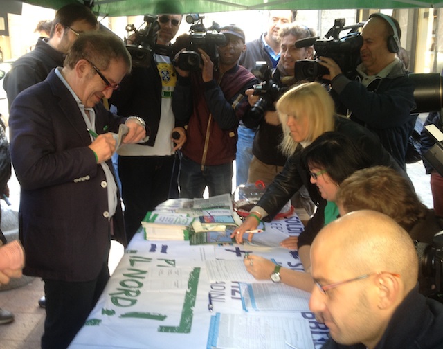 Pirellone, Maroni: "Lo deciderà il prefetto quando si andrà al voto"