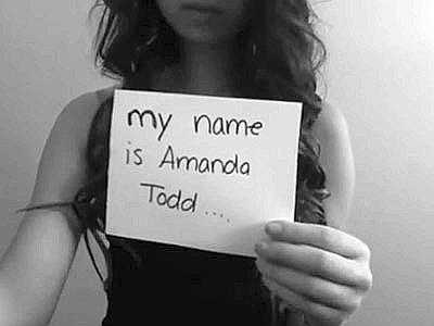 Amanda Todd: suicida a 15 anni per bullismo virtuale, le sue grida d'aiuto rimaste inascoltate