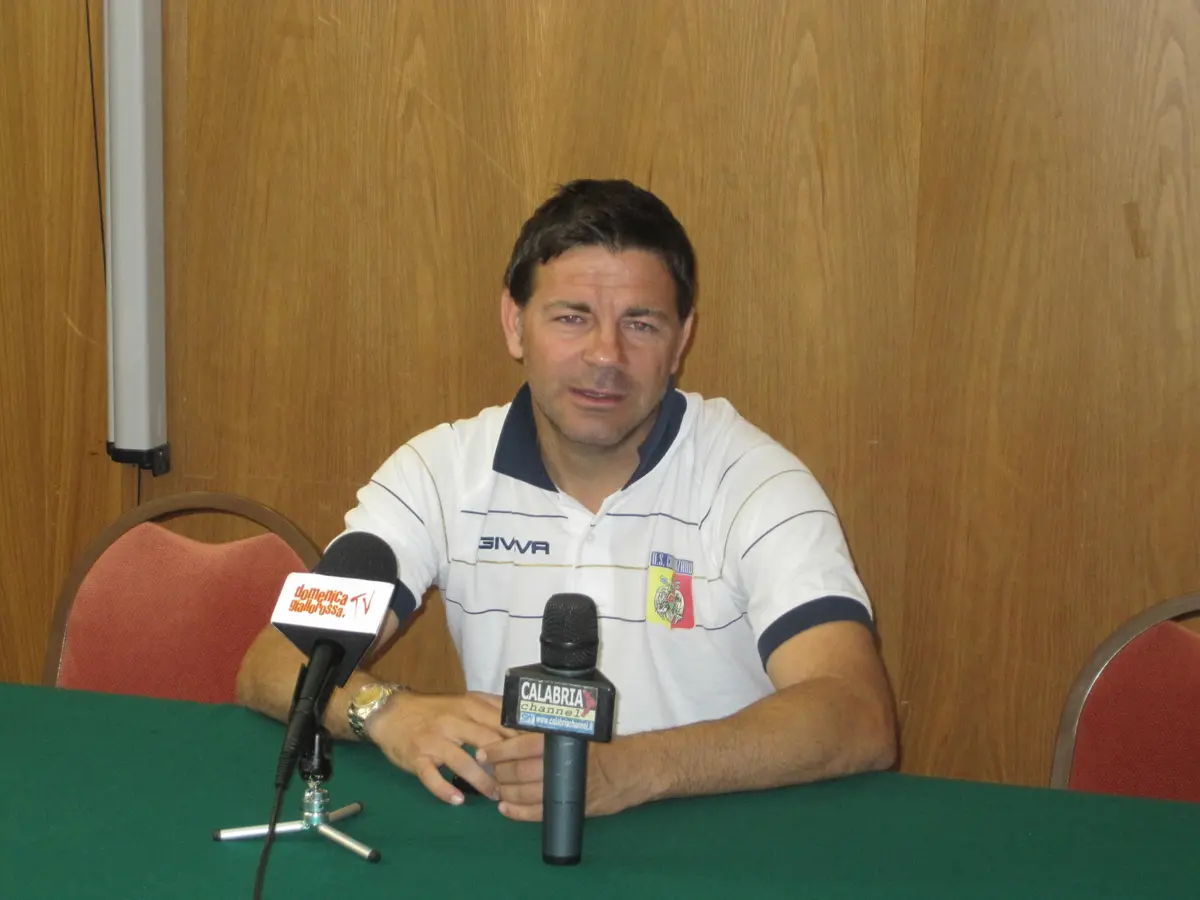Us Catanzaro, Cozza: ''Gli attaccanti devono svegliarsi'' [Video intervista Cozza]