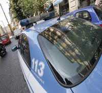 Droga: Catanzaro, spaccio con 'guardie' armate, 32 arresti
