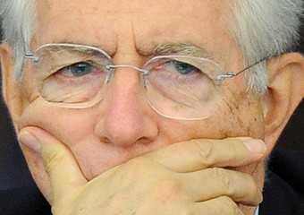 Monti bis? 'Sono gli Italiani che devono fare le loro scelte'.  Bersani frena, prima voto