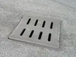 Furti in serie di tombini e chiusini