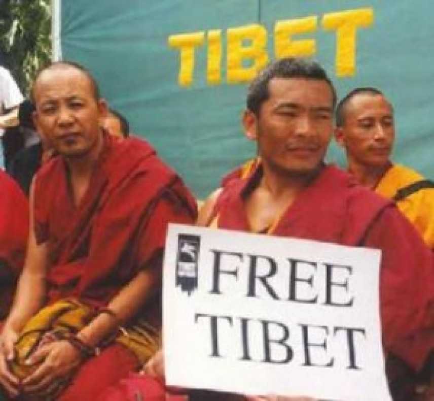 Monaco tibetano ucciso dalla polizia cinese