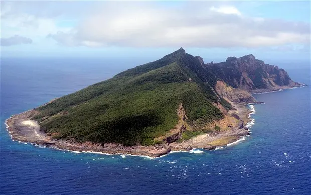 Il Giappone nazionalizza le Senkaku e scatena l'ira cinese
