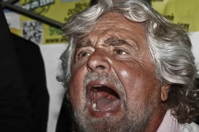 Grillo spara su media e politici: "Istigazione a delinquere per farmi fuori"