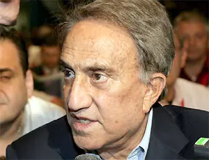Emilio Fede fonda il partito "Vogliamo Vivere"
