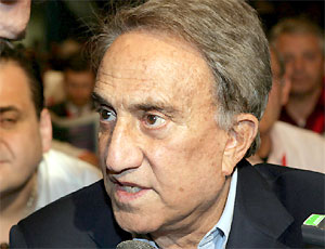 Emilio Fede fonda il partito "Vogliamo Vivere"