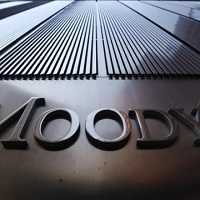 Moody's: Italia in recessione anche nel 2013