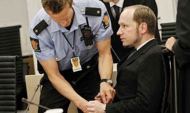 Stragi di Oslo e Utoya: verdetto per Breivik, condannato a 21 anni, è sano di mente