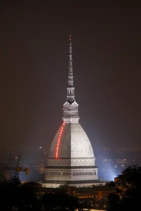 Letteratura e cronaca nera intrecciate a Torino nell'omicidio di una prostituta