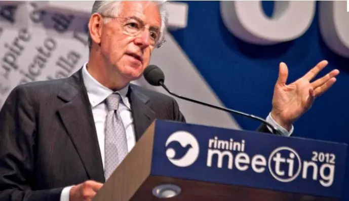 Monti, fine crisi vicina. Evasori fiscali: "Basta chiamarli furbi"